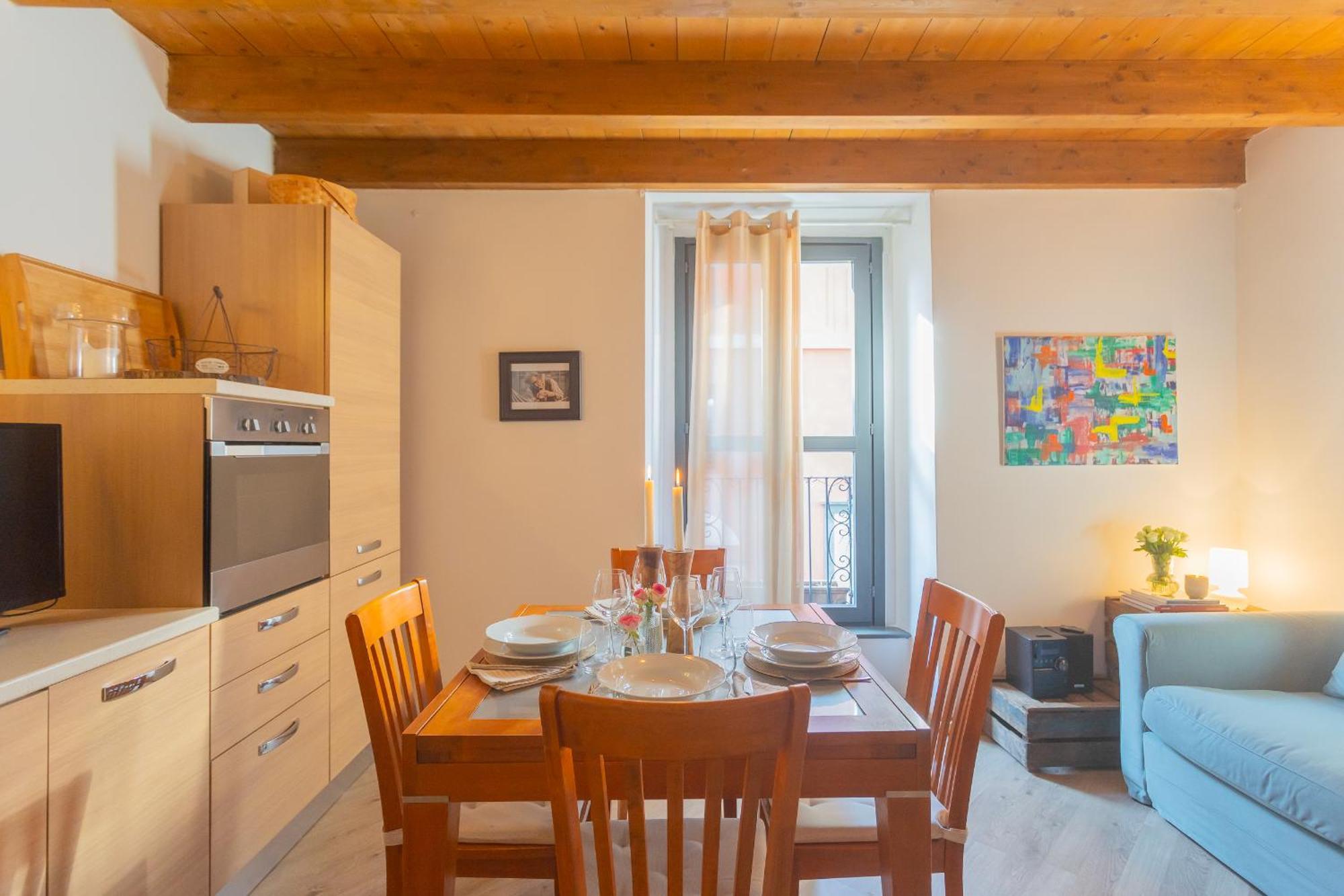 Luini 7 By Rent Appartement